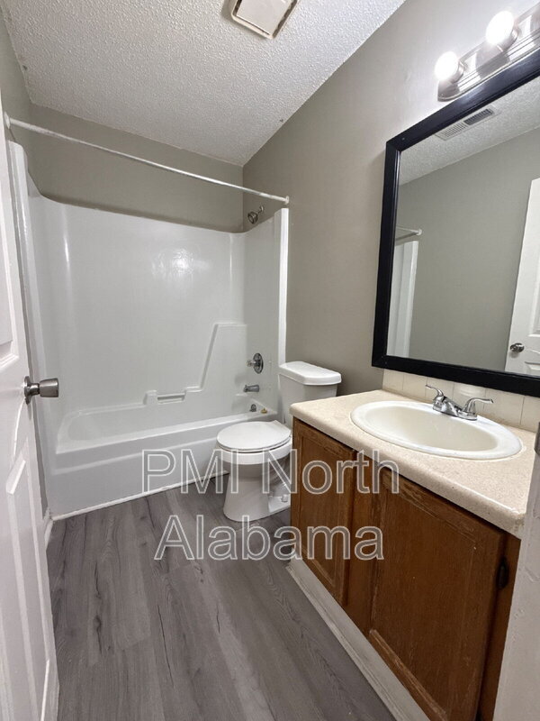 Photo - 4424 Torrance Dr NW Unidad Apt. 10