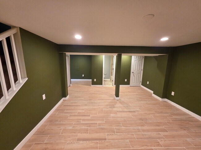 Photo - 7509 Lenham Dr