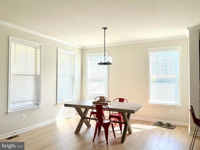 Photo - 1717 Evansberry Dr