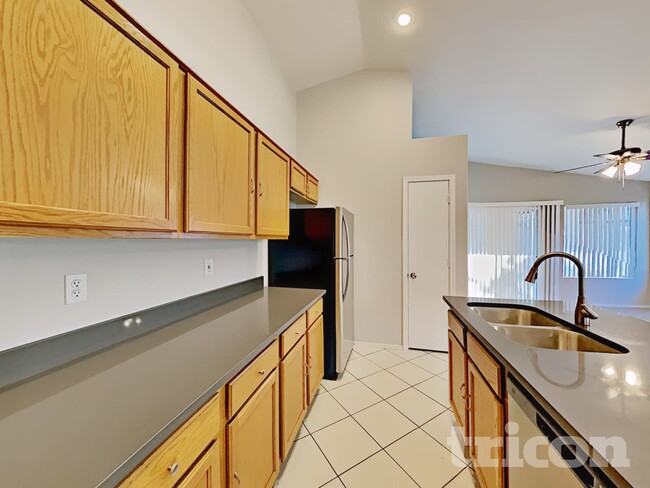 Photo - 2031 S Alicia