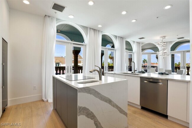 Photo - 900 5th Ave S Unit 303