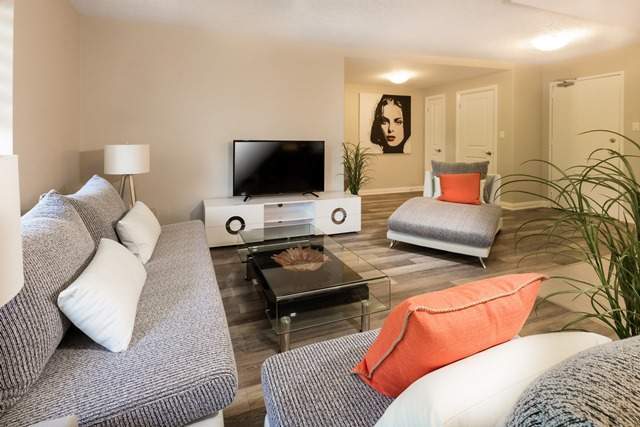 Photo - 473 Linwell Rd