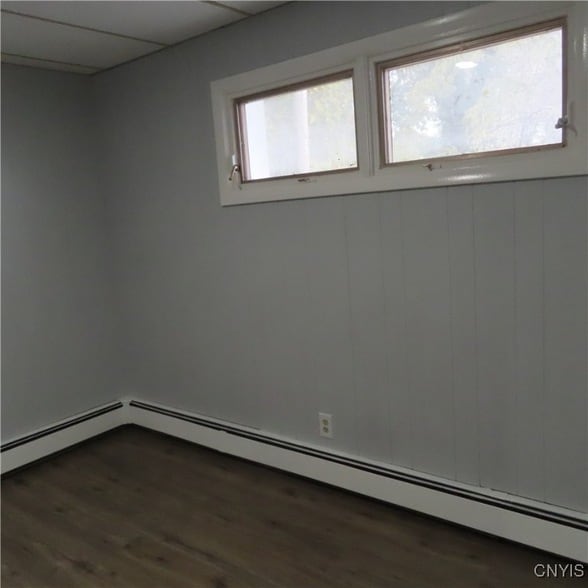 Photo - 4449 E Genesee St