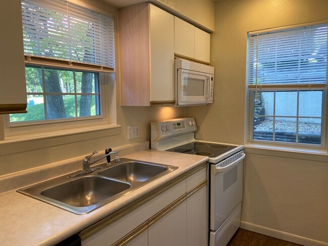 Photo - Condo in The Bluffs of Holiday Hills Resort