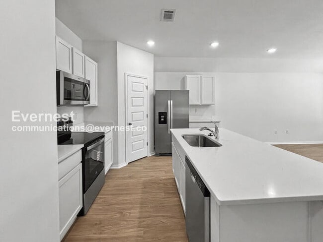 Photo - 1517 Ridgefield Cir