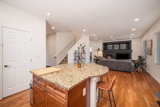 Photo - Gorgeous 5 Bedroom 4 Bathroom Single-Family Home in Lowry