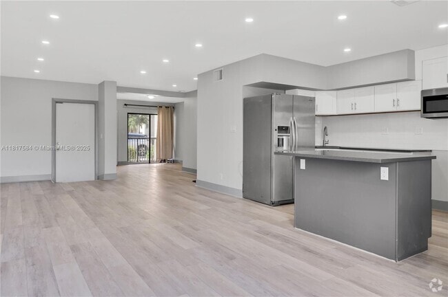 Building Photo - 9123 NW 38th Dr Rental
