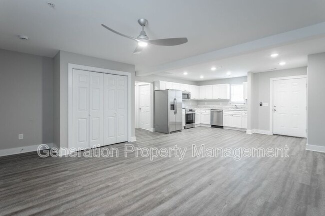 Photo - 5 Meadowbrook Dr W