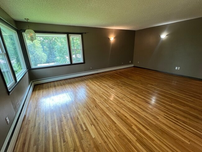 Photo - 2416 5th St SW Unit B