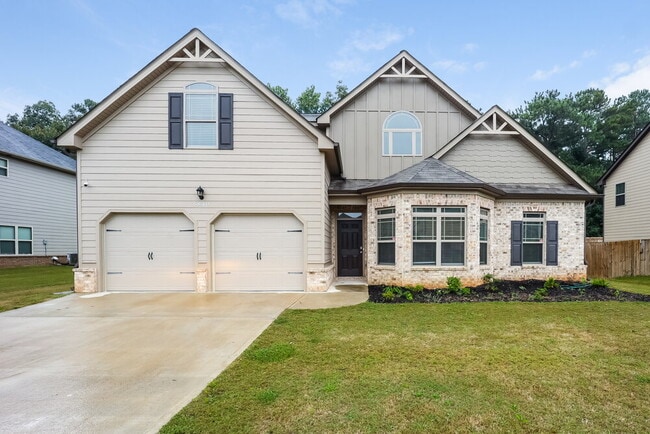 Building Photo - 6840 Diamond Dr Rental
