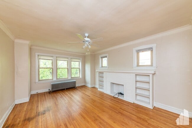 Photo - 4101 N Sacramento Ave