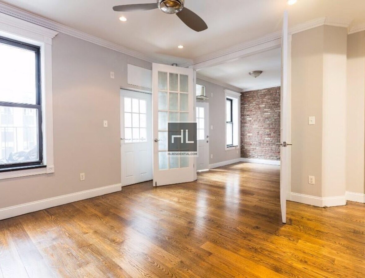 East 18th Street - East 18th Street Apartment Unit F4