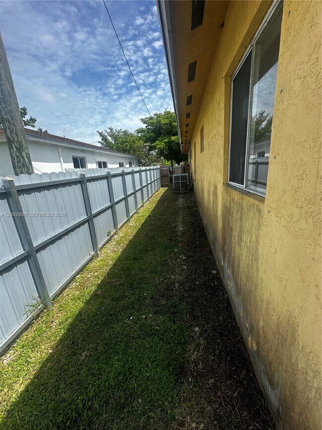 Photo - 26524 SW 138th Ave Unidad 26524