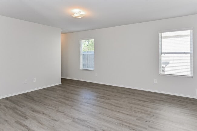 Photo - 1031 Imperial Heights Dr