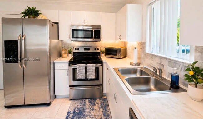 Photo - 1428 SW 47th Ave