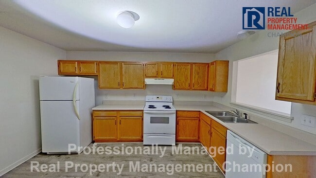 Photo - 2 BD/2.5 BA Townhome with Convenient Jacksonville Location