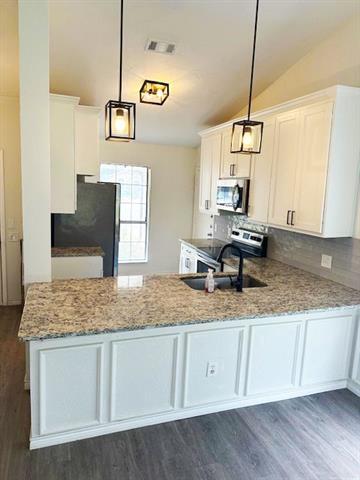 Photo - 7612 Honeybee Ct