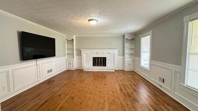 Photo - 1626 Isham Dr