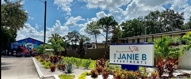 Photo - 5305 N Blvd Condo Unit 303