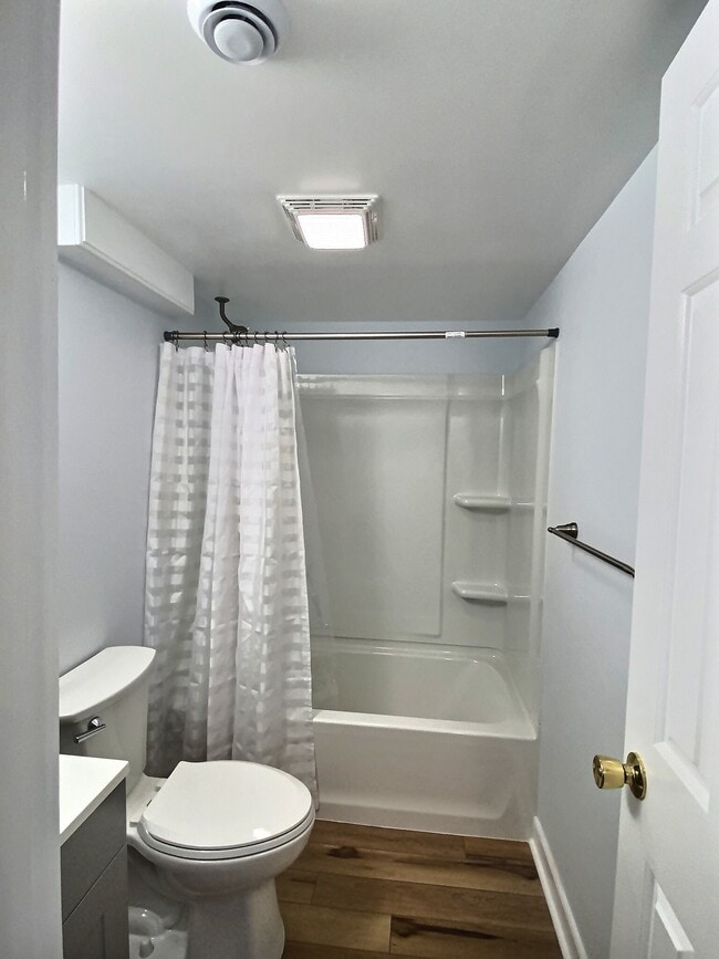 Photo - 1326 Oak Tree Ln