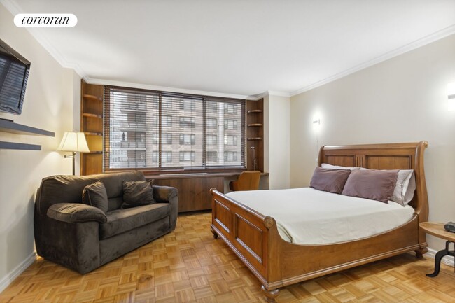 Photo - 235 E 40th St Condo
