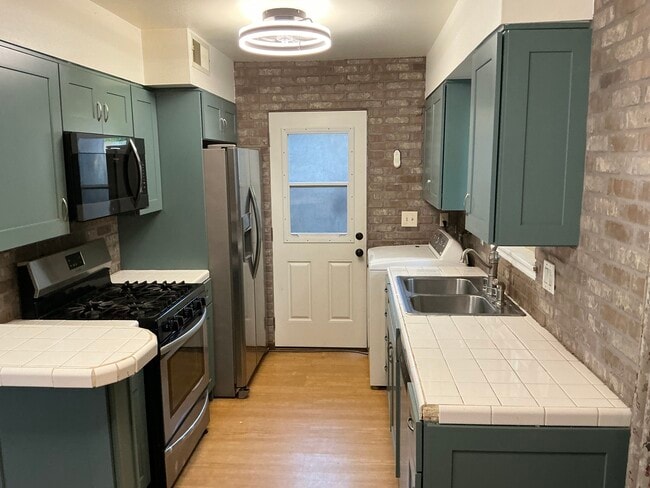 Photo - 45652 Lantana Ave