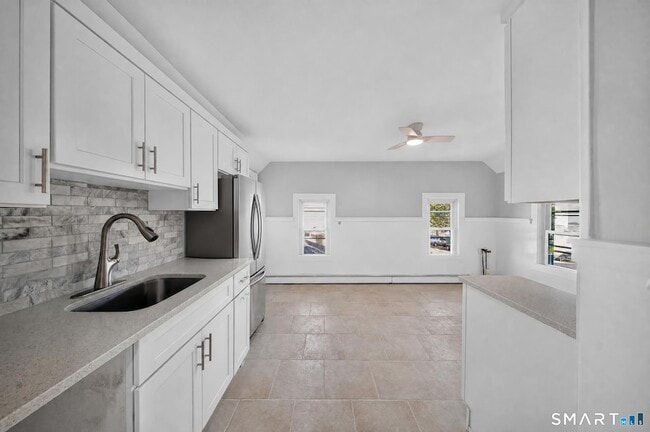 Photo - 274 Park St