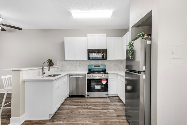 Photo - 2626 Holly Hall St Unit 101