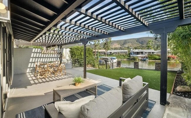 Photo - 1453 La Habra Dr