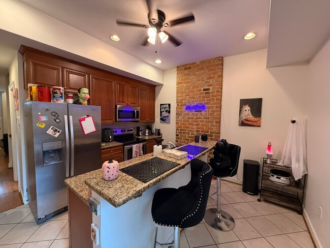 Photo - 1513 W Cary St