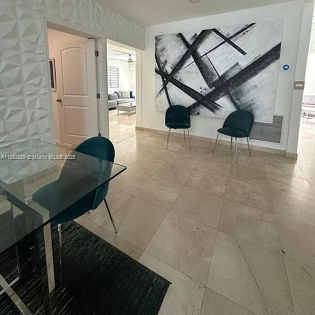 Photo - 17650 NE 19th Ave