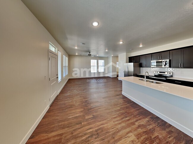 Photo - 11047 S Blue Byu Dr