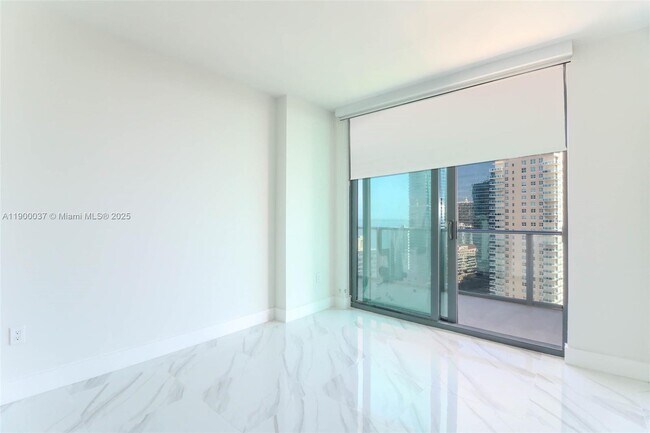Photo - 1300 S Miami Ave Unidad 2706