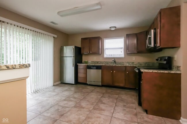 Photo - 3338 Montgomery Dr