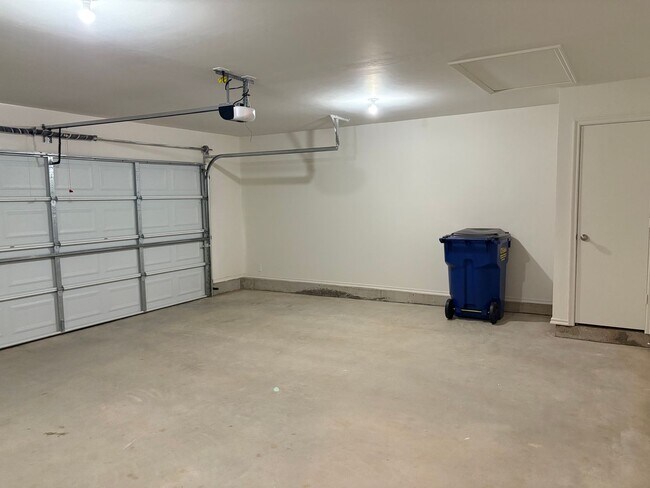 Photo - Three bedroom duplex in El Reno