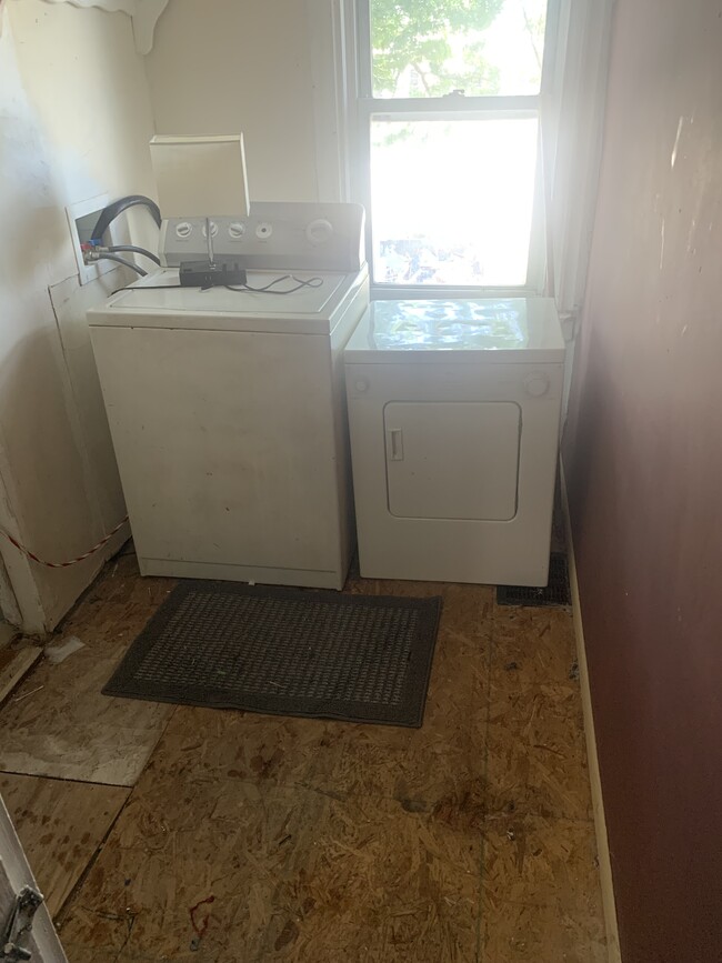 Photo - 9222 Old Tyburn Rd Apartamentos