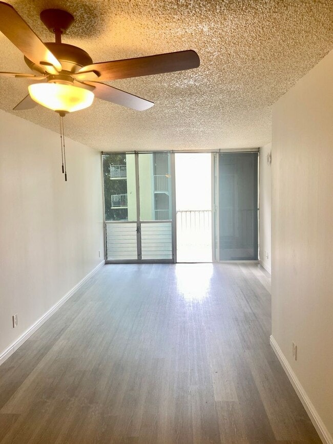 Photo - Renovated 1 bedroom 1 bath near Schofield Barracks! Unit B609