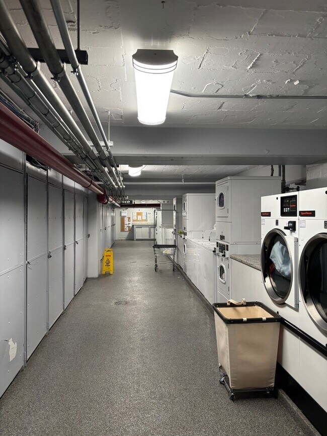 Photo - 4970 N Marine Dr Unit 328