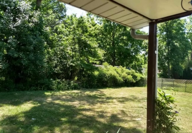 Photo - 743 Jackson St