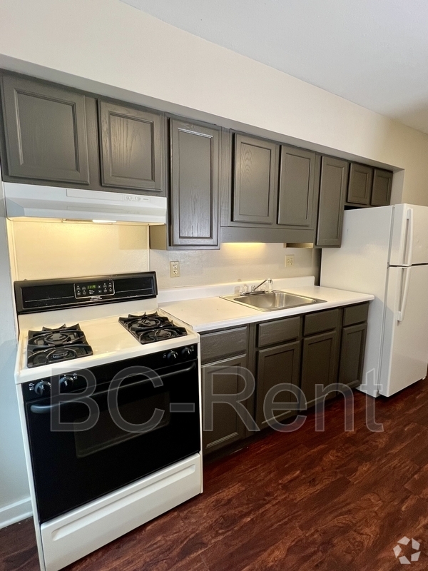Building Photo - 38 Fourth street Rental