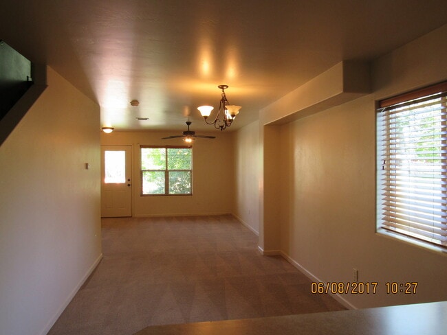 Photo - 198 W 26th St Apartamento Unidad 198