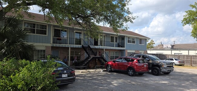 Photo - 4005 Irvington Blvd