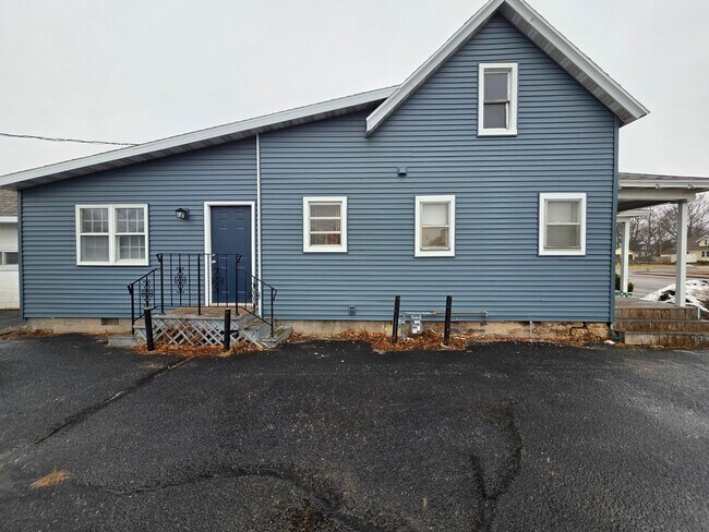 Photo - 1353 W Grand Ave Unidad #1353