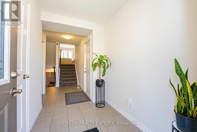 Photo - 3399 Castle Rock Pl