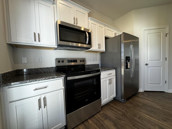 Photo - 745 Embark Cir