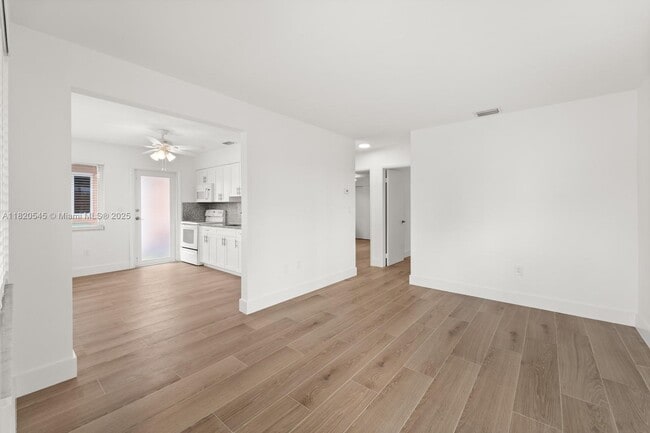 Photo - 37 NW 49th Ave Apartamento Unidad Front