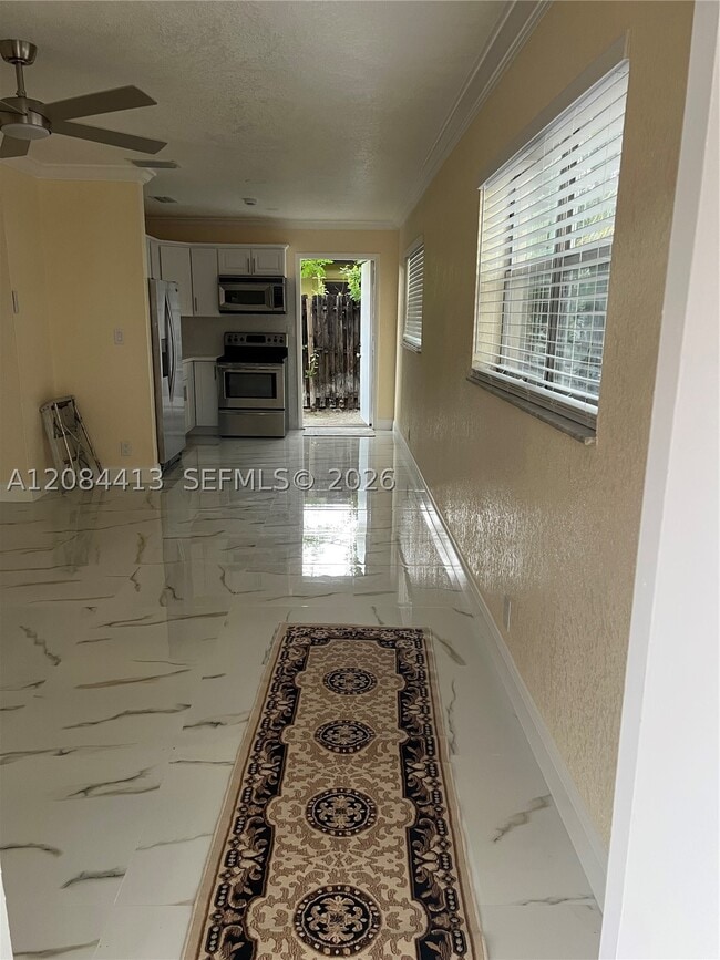 6470 NW 20th St Unit 2r