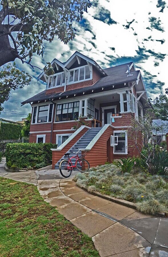 Front house...bungalow at back - 2507 3rd St