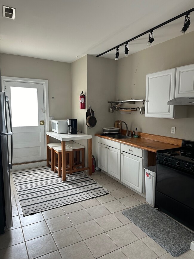 Photo - 320 Randolph Ave