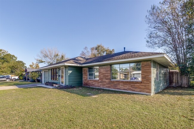 Photo - 5822 Black Gum Dr